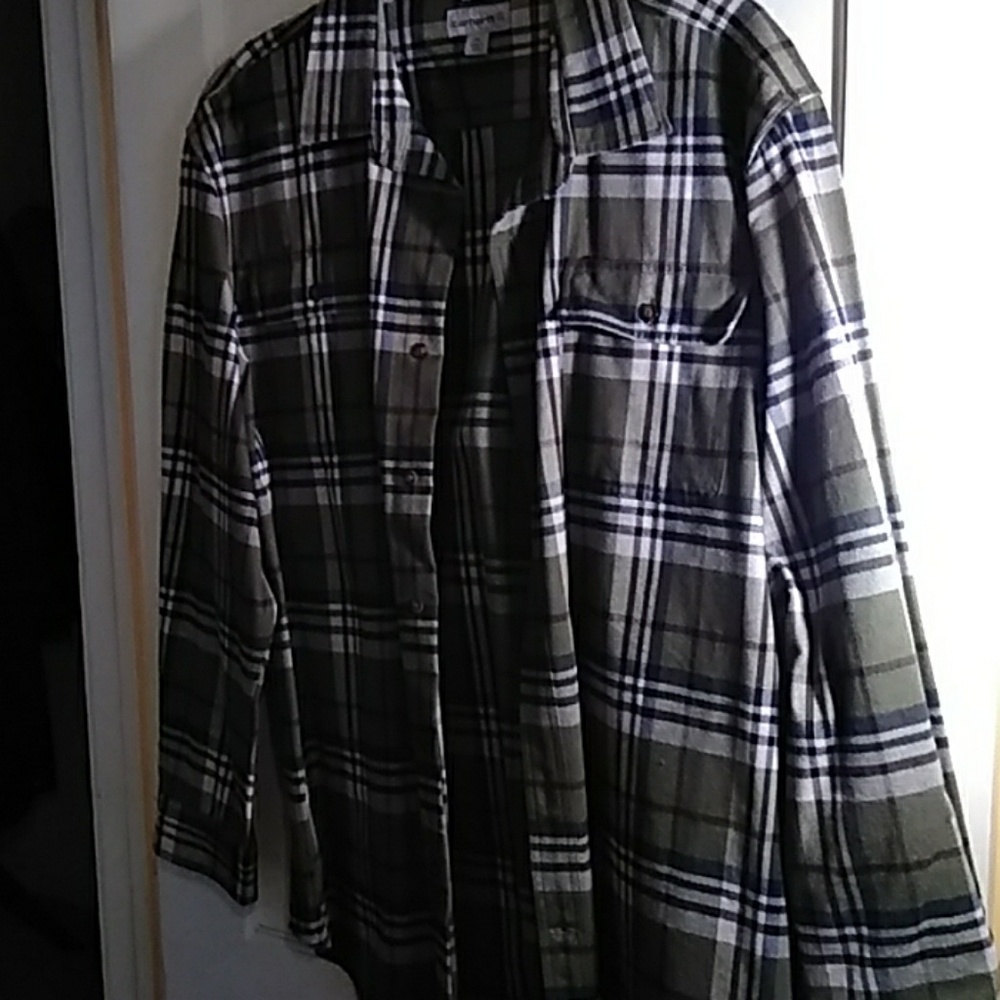 Men's flannel shirt